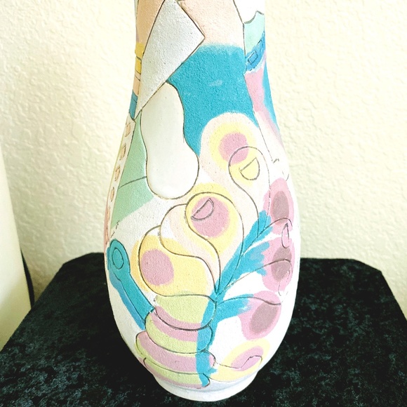 Modern Pattern Vase - Picture 1 of 5